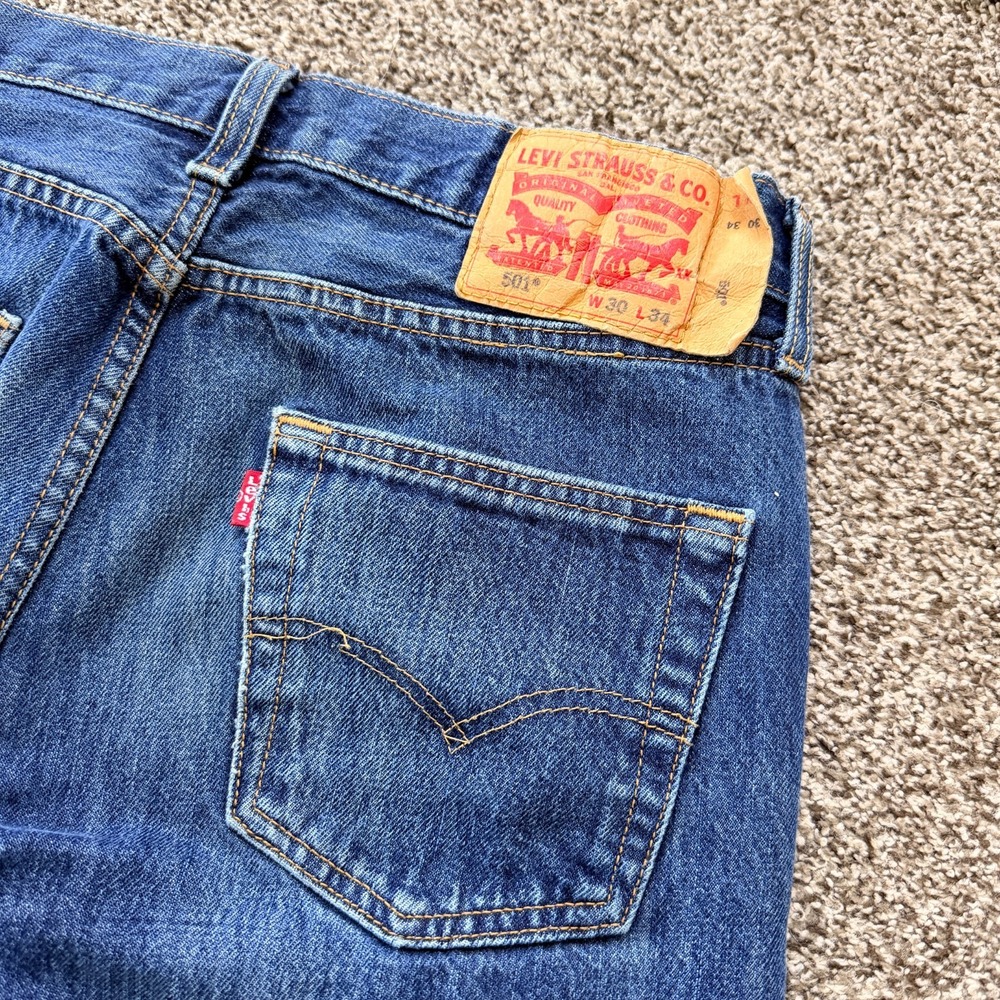Levi's 501 Classic Button Fly Denim Blue Jeans 30x33 USA Cowboy Western